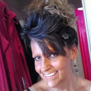 Meet your Posher, Tina